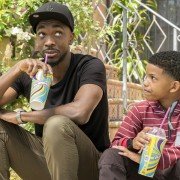 White Famous - galeria zdjęć - filmweb