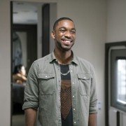 White Famous - galeria zdjęć - filmweb