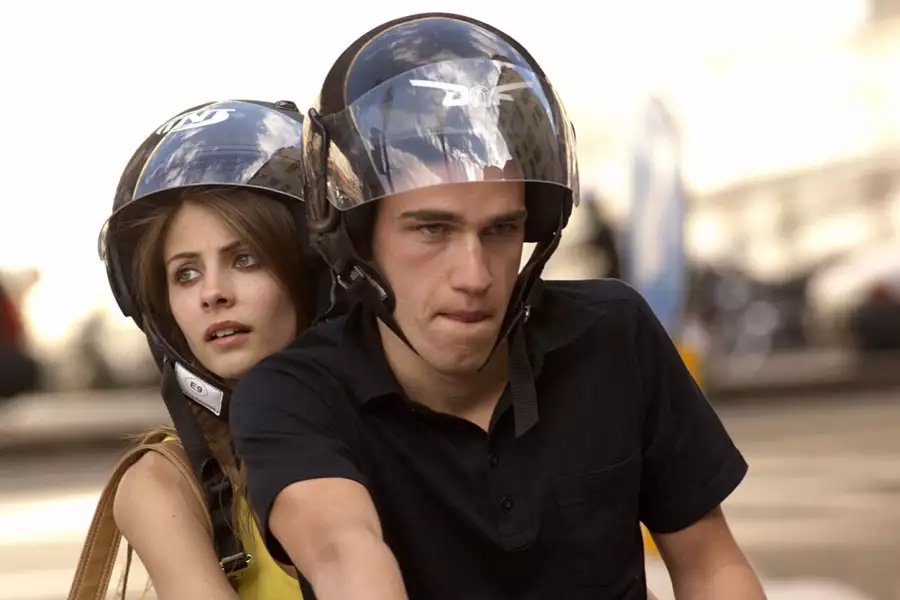 Genua. Włoskie lato - galeria zdjęć - filmweb