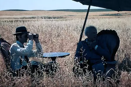 Niebiańskie dni - galeria zdjęć - filmweb