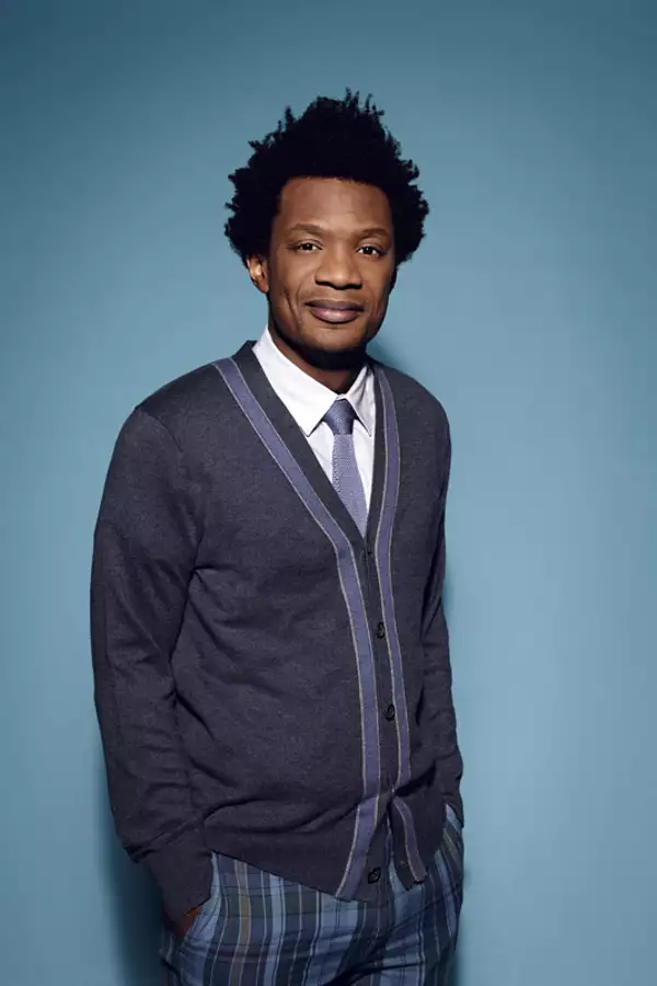 Mulaney - galeria zdjęć - filmweb