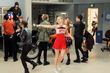 Glee - galeria zdjęć - filmweb