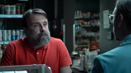 Porządny człowiek - galeria zdjęć - filmweb