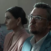 Porządny człowiek - galeria zdjęć - filmweb