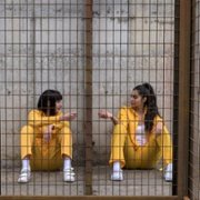 Vis a vis: El oasis - galeria zdjęć - filmweb