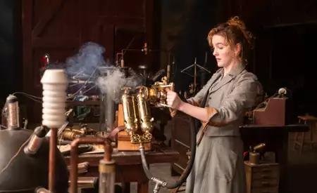 Nierealne - galeria zdjęć - filmweb