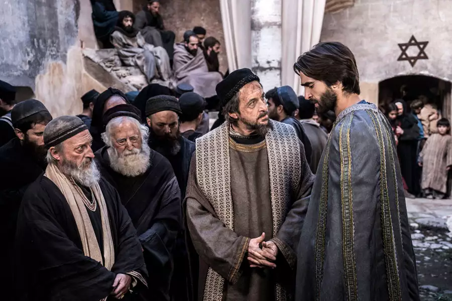Katedra w Barcelonie - galeria zdjęć - filmweb