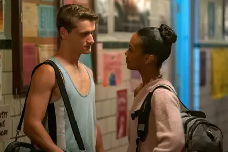 Słodkie kłamstewka - galeria zdjęć - filmweb