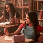 Pretty Little Liars - galeria zdjęć - filmweb