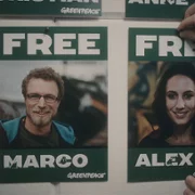On Thin Ice: Putin v Greenpeace - galeria zdjęć - filmweb