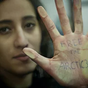On Thin Ice: Putin v Greenpeace - galeria zdjęć - filmweb