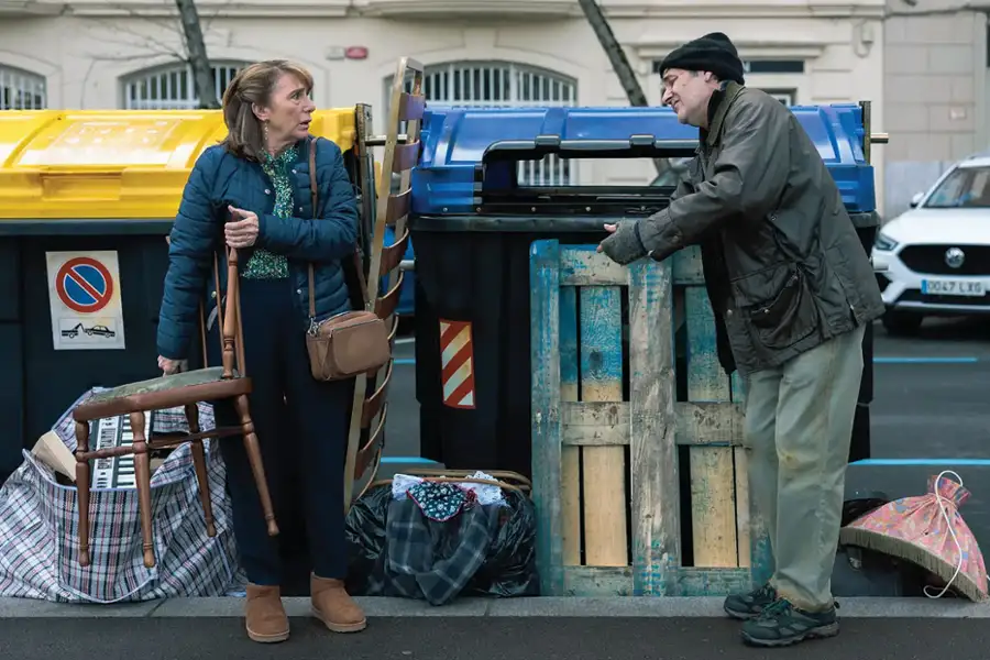 Nails - galeria zdjęć - filmweb