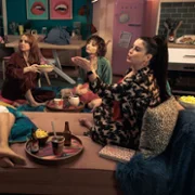 Nails - galeria zdjęć - filmweb