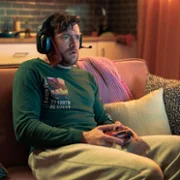 Nails - galeria zdjęć - filmweb