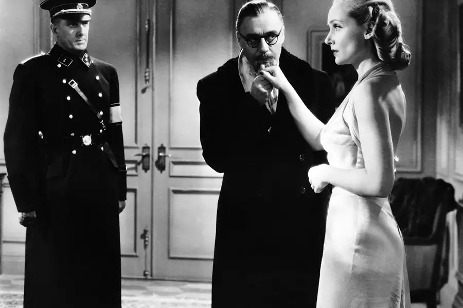 Być albo nie być - galeria zdjęć - filmweb