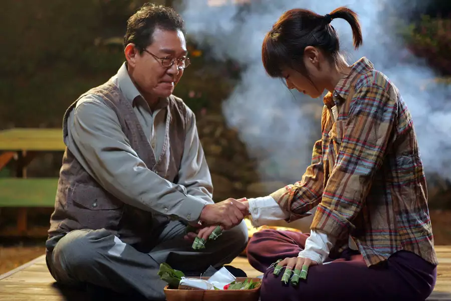 Baek-man-jang-ja-eui Cheos-sa-rang - galeria zdjęć - filmweb