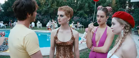 Tajemnice Silver Lake - galeria zdjęć - filmweb