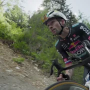 Tour de France: Au cœur du peloton - galeria zdjęć - filmweb