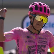 Tour de France: Au cœur du peloton - galeria zdjęć - filmweb