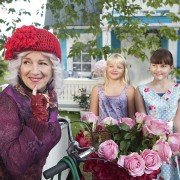 Jill i Joy. Tajemniczy nieznajomy - galeria zdjęć - filmweb