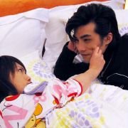 E Mo Zai Shen Bian - galeria zdjęć - filmweb