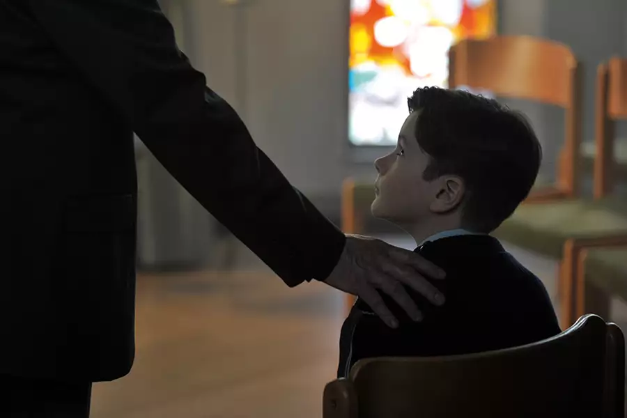 Dzięki Bogu - galeria zdjęć - filmweb