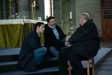 Dzięki Bogu - galeria zdjęć - filmweb