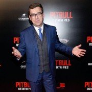 Pitbull. Ostatni pies - galeria zdjęć - filmweb