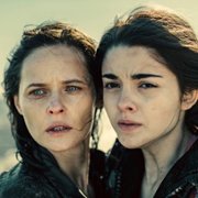 Czarne stokrotki - galeria zdjęć - filmweb