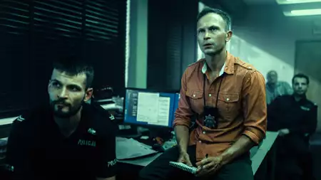 Czarne stokrotki - galeria zdjęć - filmweb