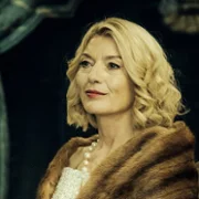 Czarne stokrotki - galeria zdjęć - filmweb