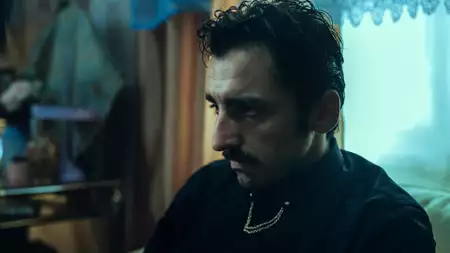 Czarne stokrotki - galeria zdjęć - filmweb