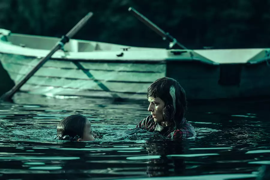 Czarne stokrotki - galeria zdjęć - filmweb