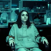 Czarne stokrotki - galeria zdjęć - filmweb