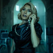 Czarne stokrotki - galeria zdjęć - filmweb