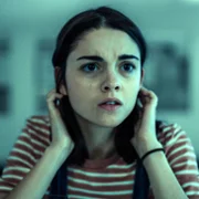 Czarne stokrotki - galeria zdjęć - filmweb