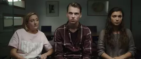 To boli - galeria zdjęć - filmweb