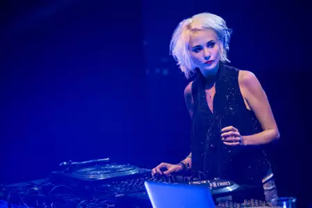 Sense8 - galeria zdjęć - filmweb