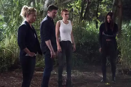 Inhumans - galeria zdjęć - filmweb