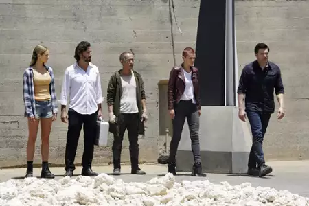 Inhumans - galeria zdjęć - filmweb