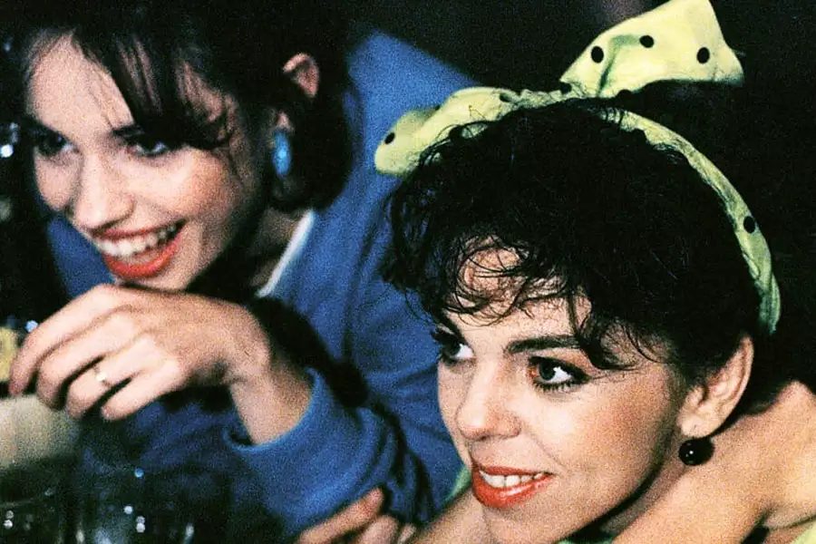Betty - galeria zdjęć - filmweb