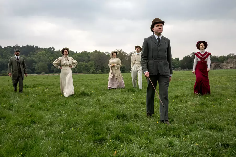 Howards End - galeria zdjęć - filmweb