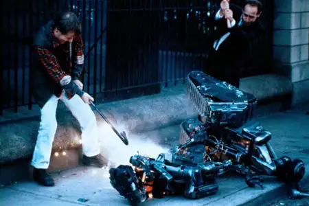 Kr&oacute;tkie spięcie 2 - galeria zdjęć - filmweb