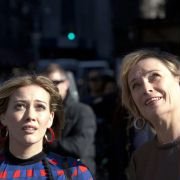 Beauty & the Briefcase - galeria zdjęć - filmweb