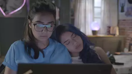 Mismatched - galeria zdjęć - filmweb