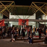 Diaz: Don't Clean Up This Blood - galeria zdjęć - filmweb