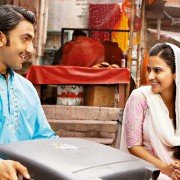 Ladies vs Ricky Bahl - galeria zdjęć - filmweb