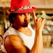 Ladies vs Ricky Bahl - galeria zdjęć - filmweb