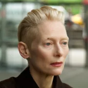 W pokoju obok - galeria zdjęć - filmweb