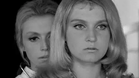 Doktor Ewa - galeria zdjęć - filmweb
